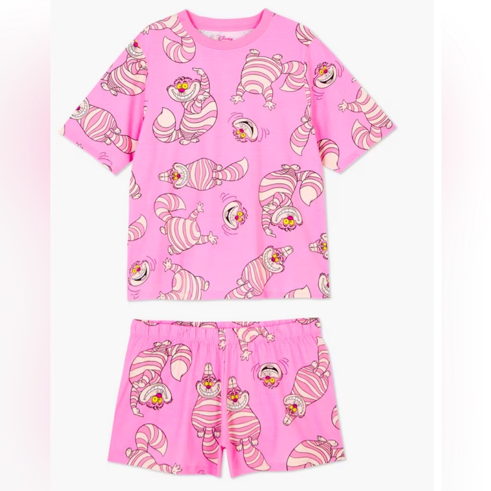NWT. Disney Primark Cheshire Cat tee shirt and shorts pajama set. Size: 2XL
